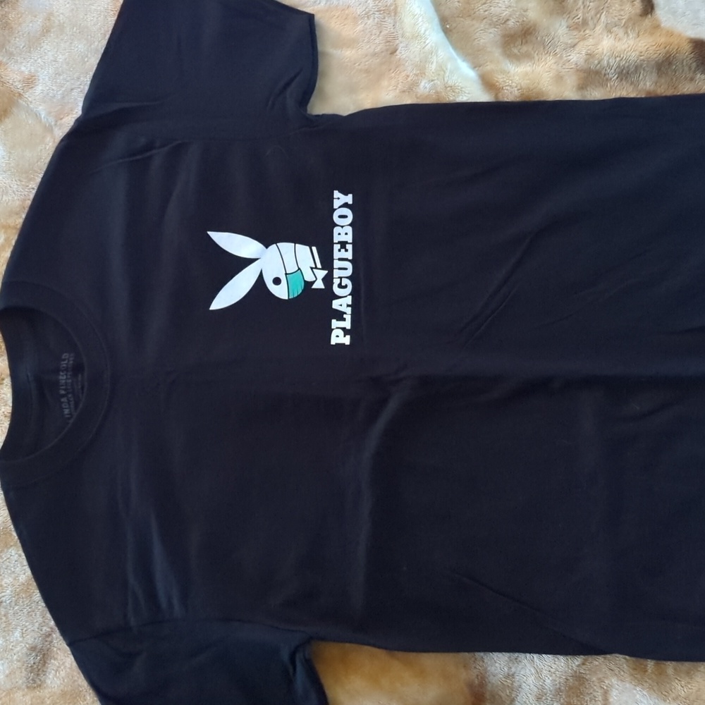 Linda Finegold plagueboy COVID t-shirt‎